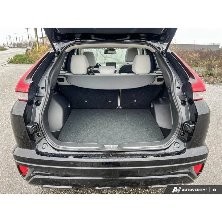 2022 Mitsubishi Eclipse Cross - Image 7 of 15