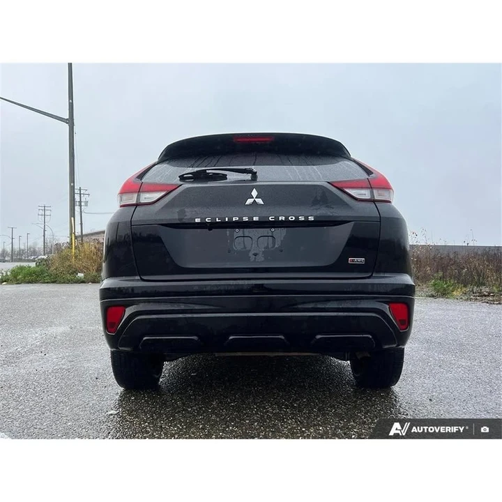 2022 Mitsubishi Eclipse Cross - Image 4 of 15