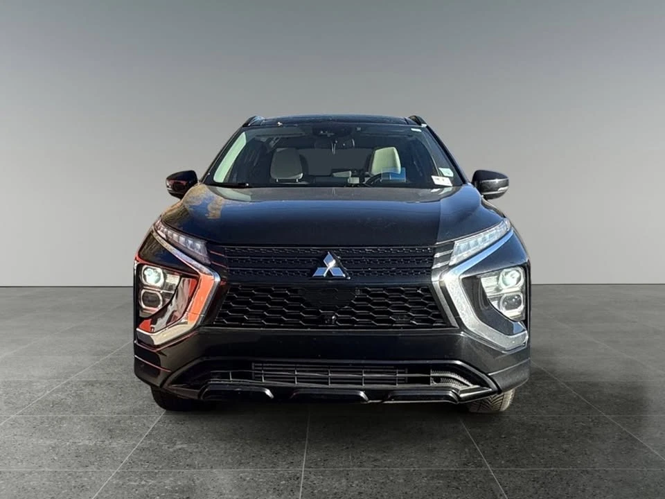 2022 Mitsubishi Eclipse Cross - Image 2 of 15