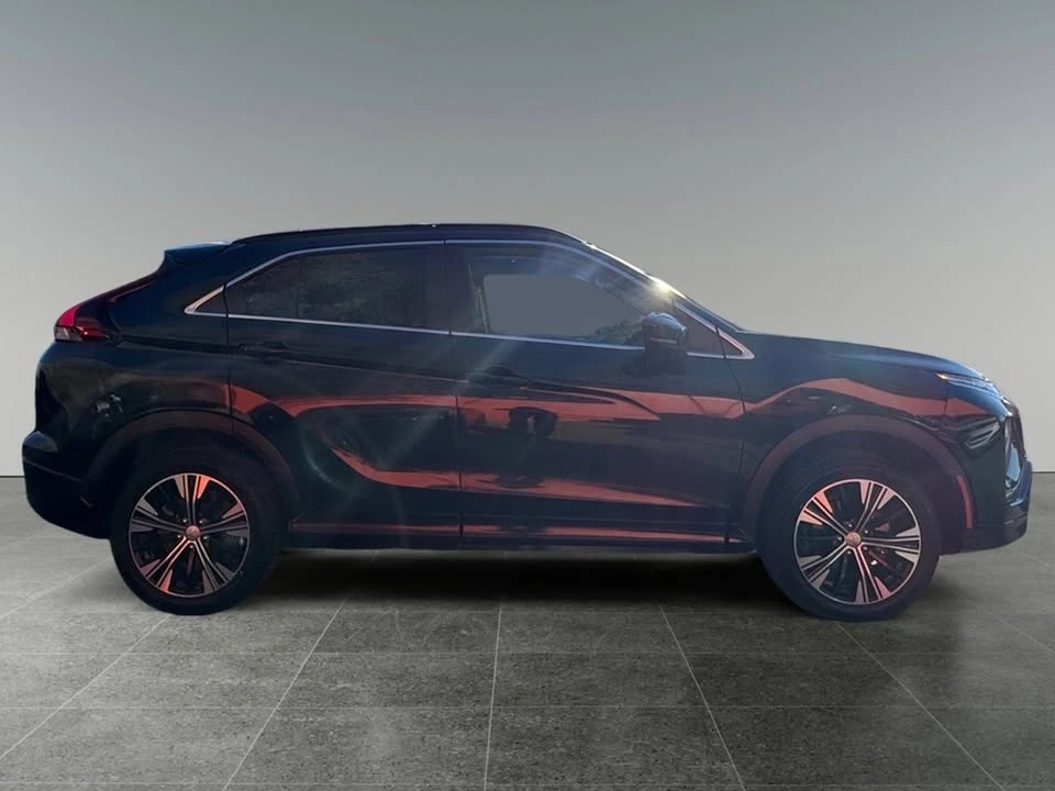 2022 Mitsubishi Eclipse Cross - Image 6 of 15