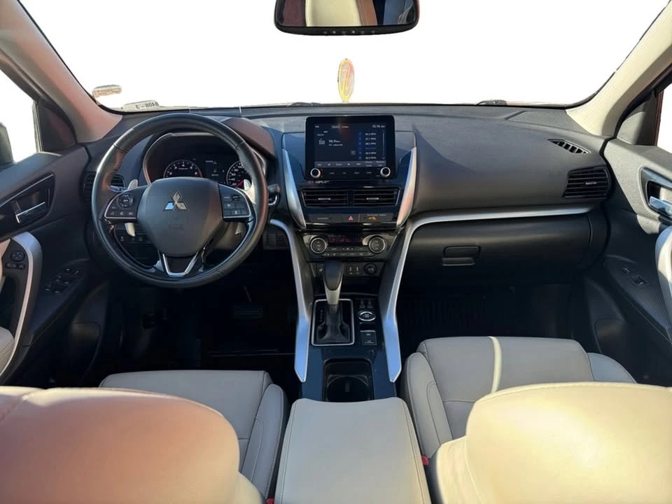2022 Mitsubishi Eclipse Cross - Image 11 of 15