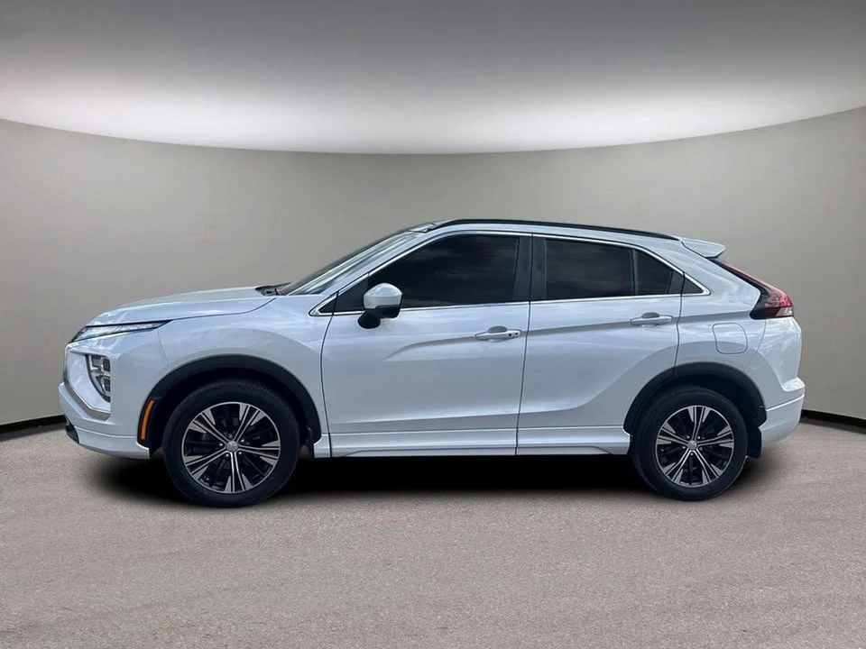 2022 Mitsubishi Eclipse Cross - Image 3 of 20