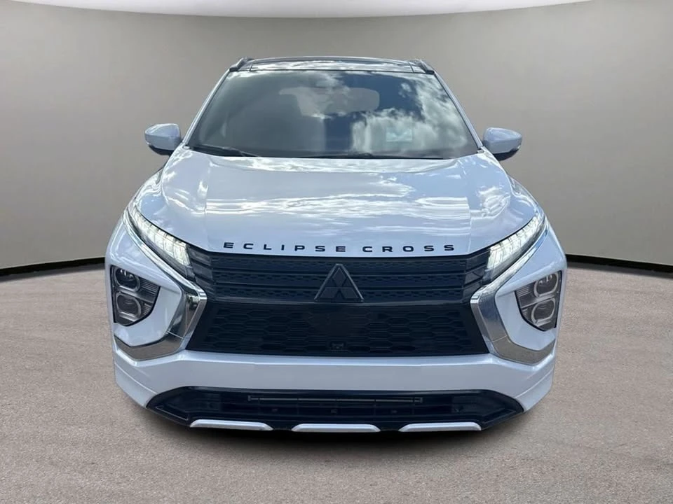 2022 Mitsubishi Eclipse Cross - Image 2 of 20