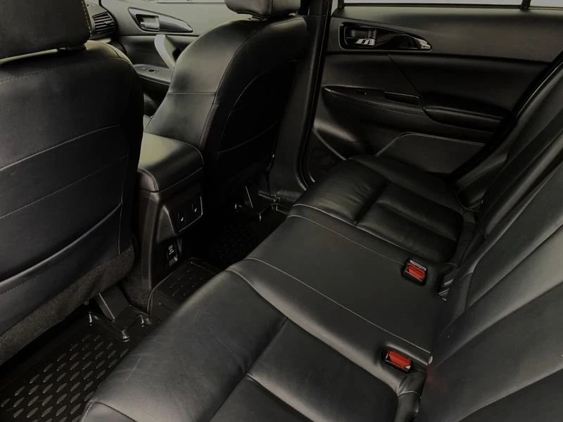2022 Mitsubishi Eclipse Cross - Image 18 of 19