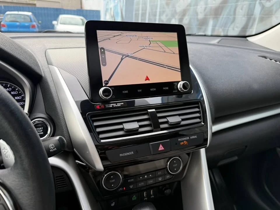 2022 Mitsubishi Eclipse Cross - Image 14 of 20