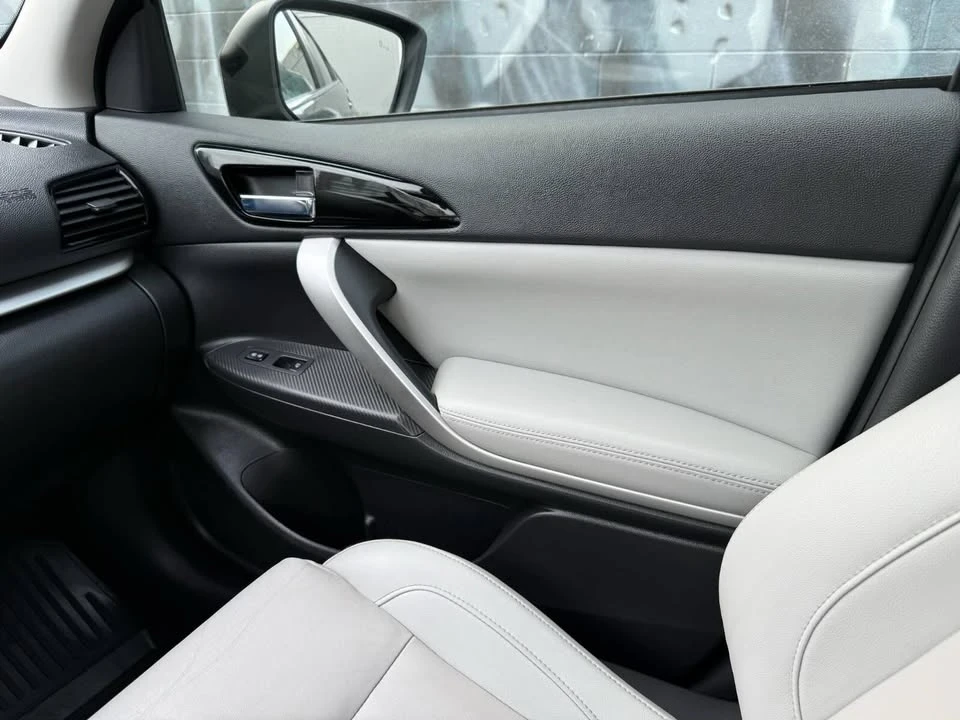 2022 Mitsubishi Eclipse Cross - Image 20 of 20