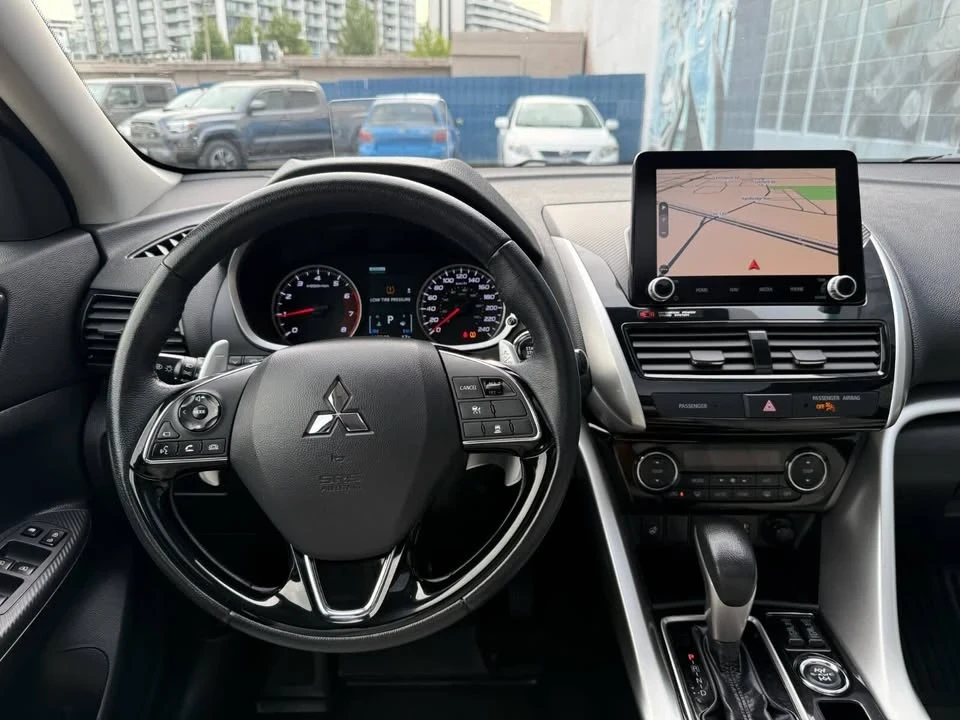 2022 Mitsubishi Eclipse Cross - Image 9 of 20