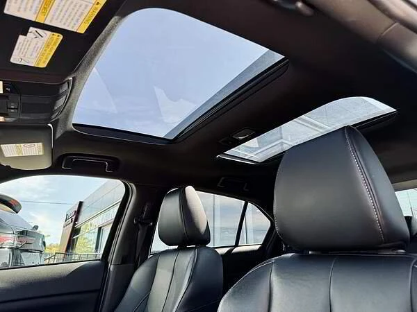 2022 Mitsubishi Eclipse Cross - Image 8 of 15