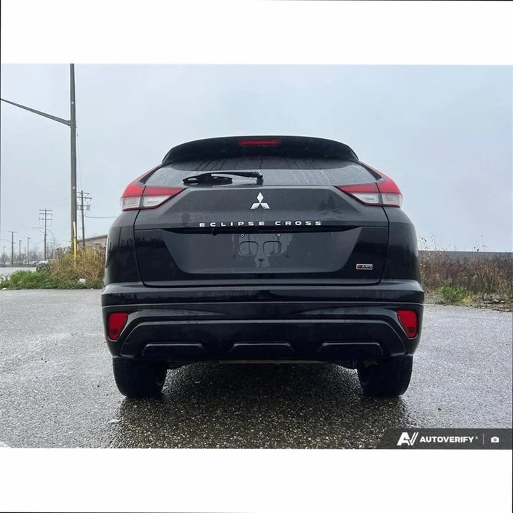 2022 Mitsubishi Eclipse Cross - Image 4 of 19