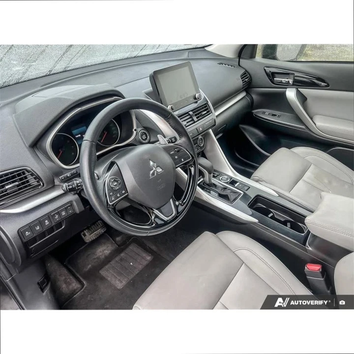 2022 Mitsubishi Eclipse Cross - Image 12 of 19