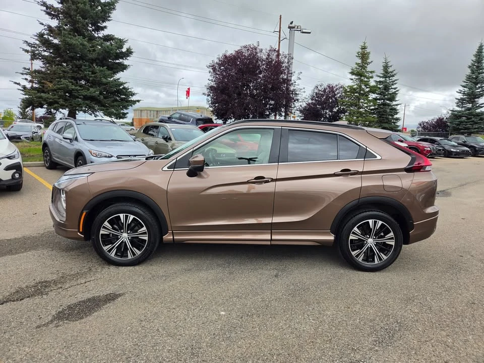 2022 Mitsubishi Eclipse Cross - Image 4 of 20
