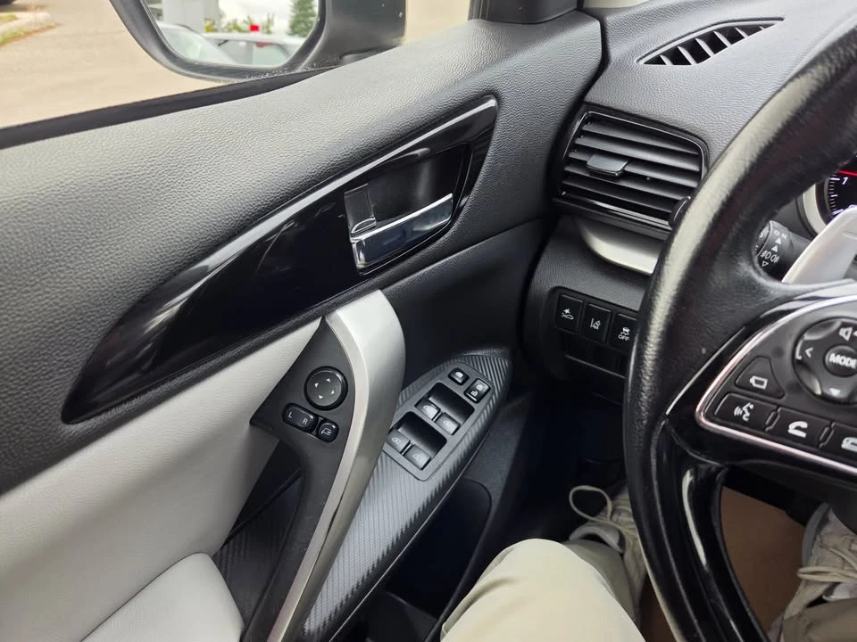 2022 Mitsubishi Eclipse Cross - Image 19 of 20