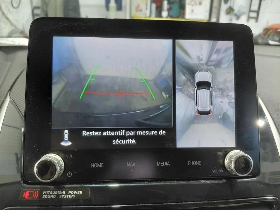 2022 Mitsubishi Eclipse Cross - Image 9 of 20