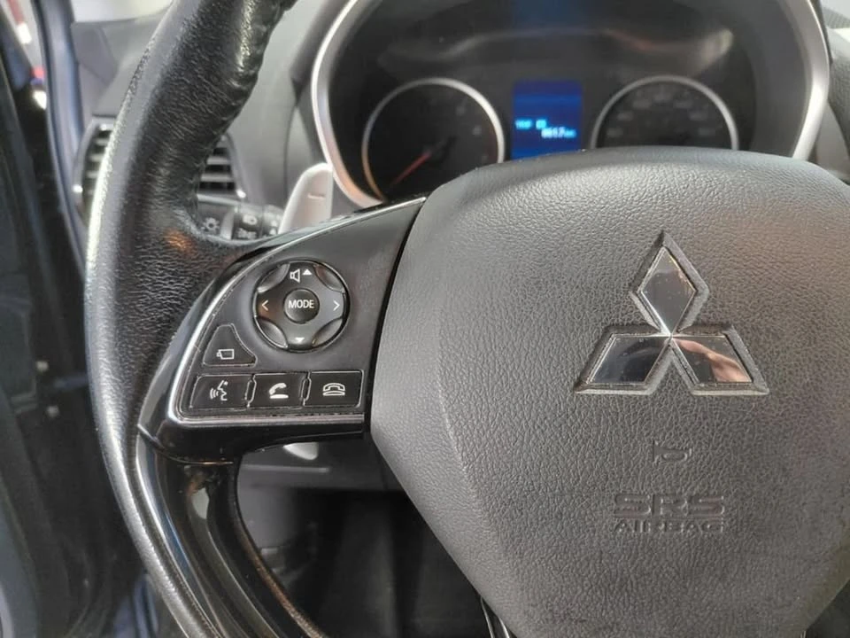 2022 Mitsubishi Eclipse Cross - Image 14 of 20