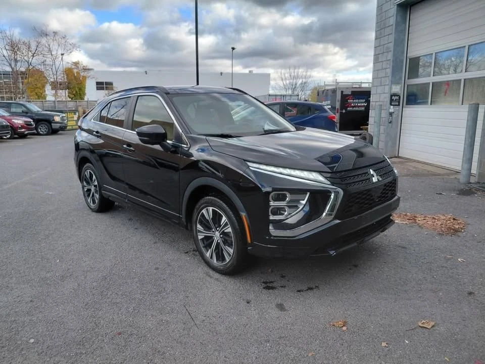 2022 Mitsubishi Eclipse Cross - Image 2 of 20