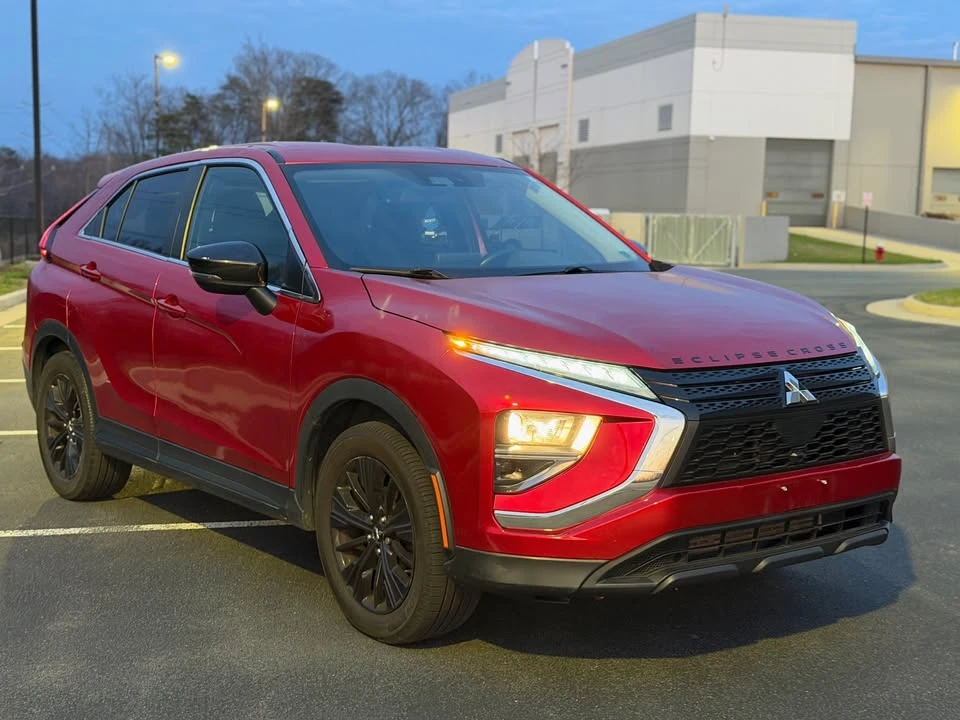 2022 Mitsubishi Eclipse Cross - Image 3 of 11