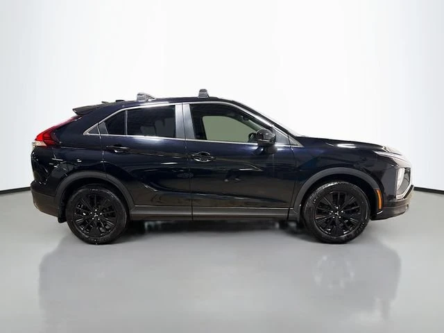 2022 Mitsubishi Eclipse Cross - Image 4 of 18