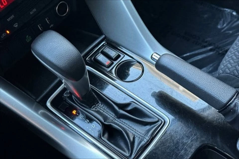 2022 Mitsubishi Eclipse Cross - Image 20 of 20