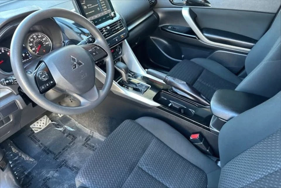 2022 Mitsubishi Eclipse Cross - Image 9 of 20