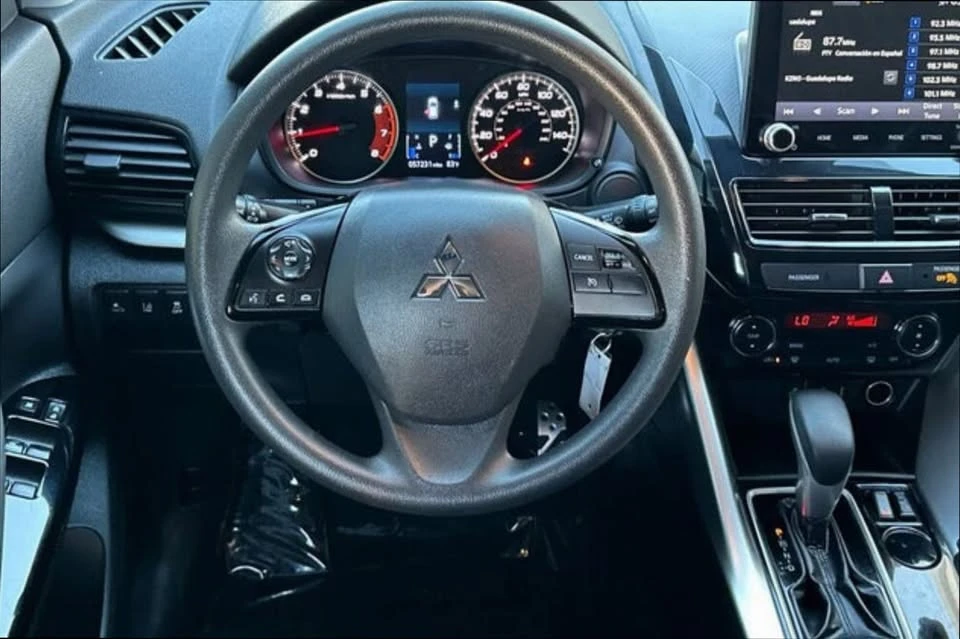 2022 Mitsubishi Eclipse Cross - Image 13 of 20