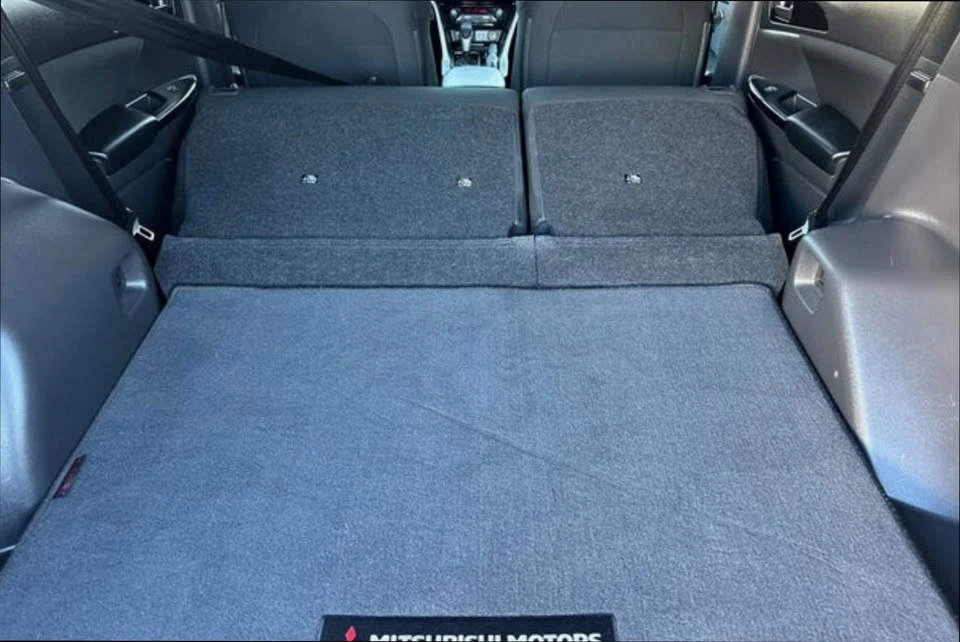 2022 Mitsubishi Eclipse Cross - Image 14 of 20