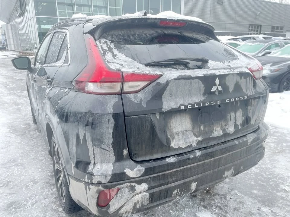 2022 Mitsubishi Eclipse Cross - Image 11 of 20