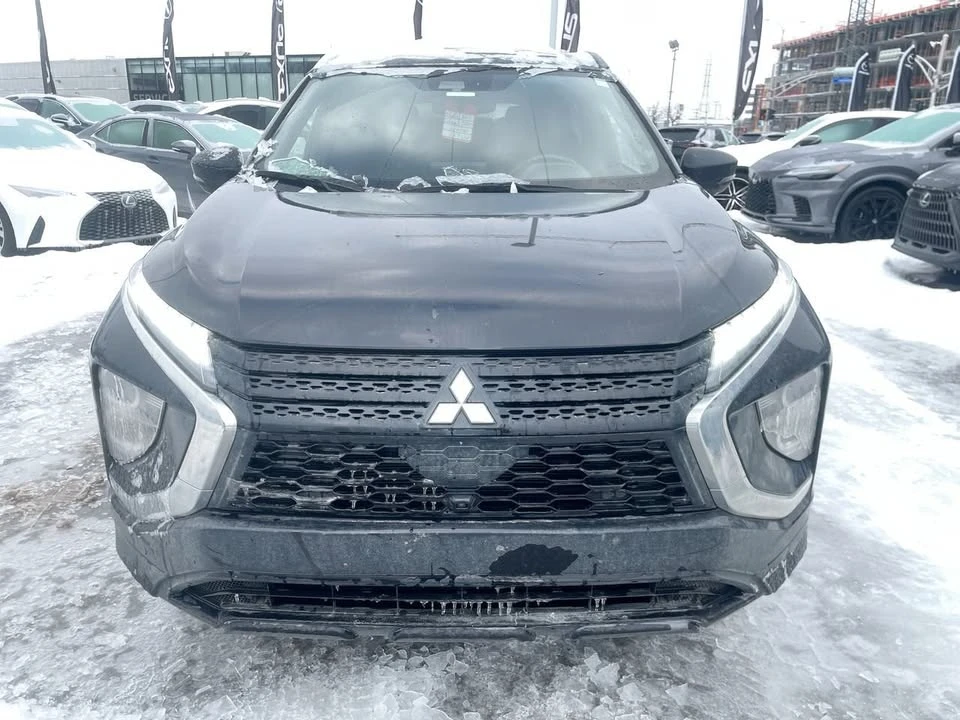 2022 Mitsubishi Eclipse Cross - Image 3 of 16