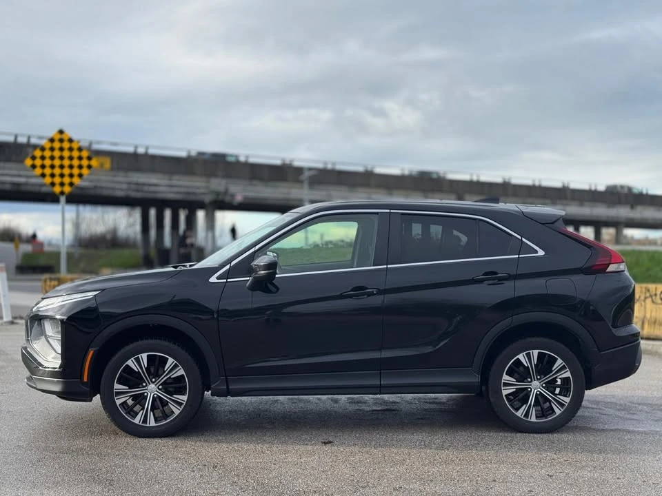 2022 Mitsubishi Eclipse Cross - Image 3 of 14