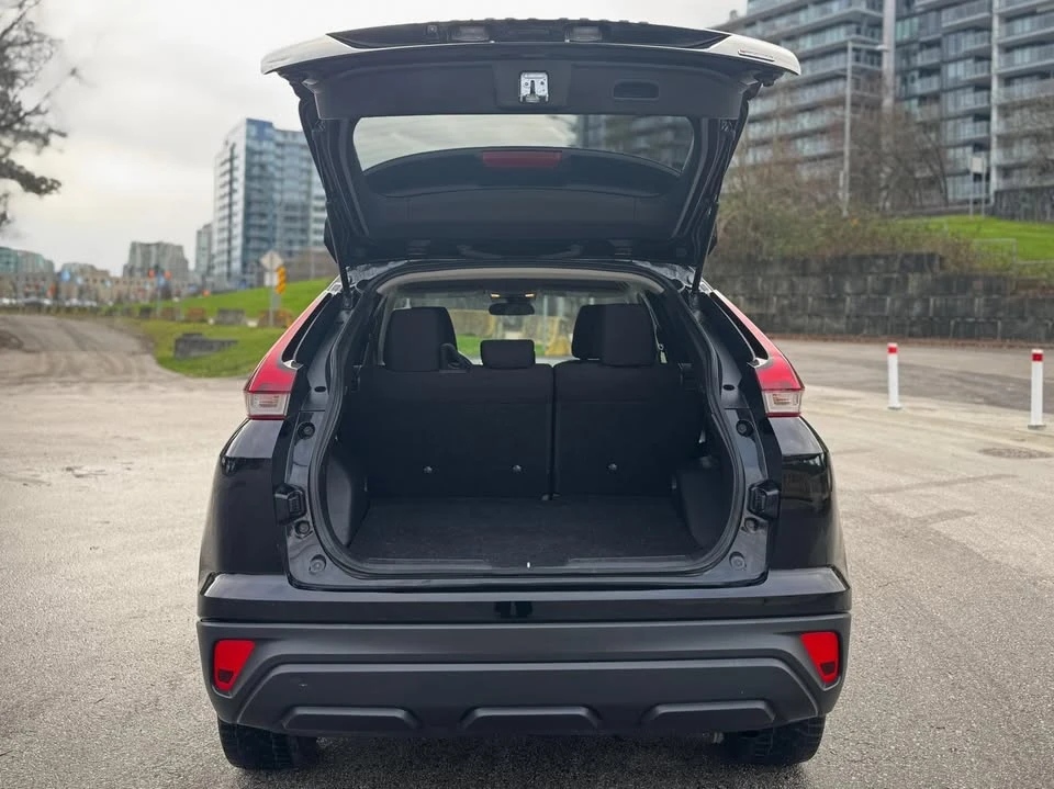 2022 Mitsubishi Eclipse Cross - Image 7 of 14