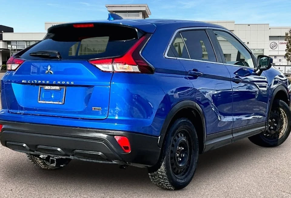 2022 Mitsubishi Eclipse Cross - Image 2 of 6
