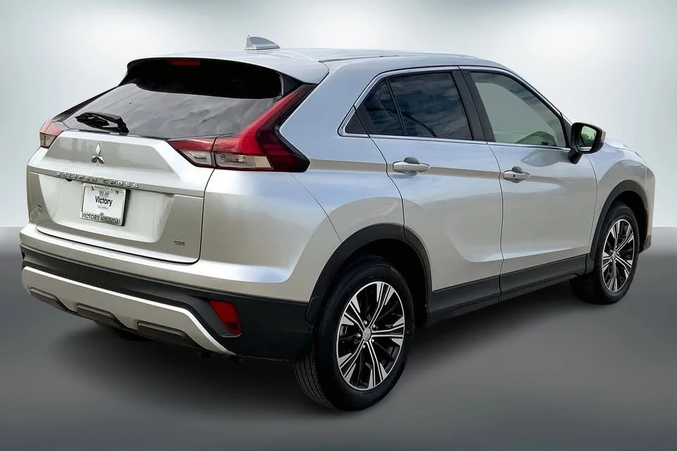 2022 Mitsubishi Eclipse Cross - Image 6 of 15