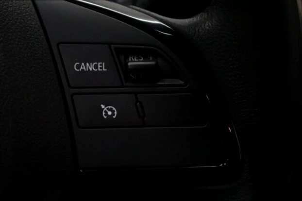 2022 Mitsubishi Eclipse Cross - Image 10 of 19