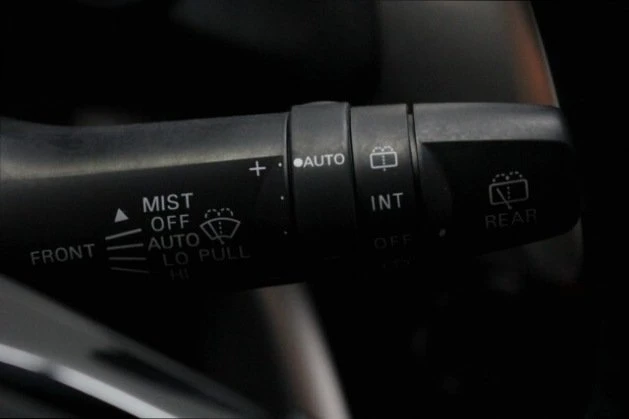 2022 Mitsubishi Eclipse Cross - Image 12 of 19