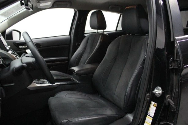 2022 Mitsubishi Eclipse Cross - Image 7 of 19