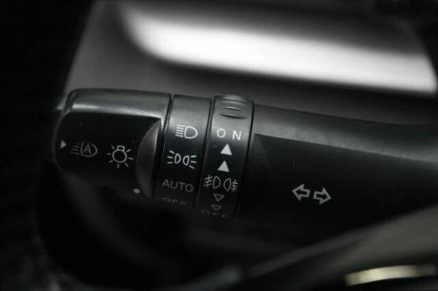 2022 Mitsubishi Eclipse Cross - Image 11 of 19