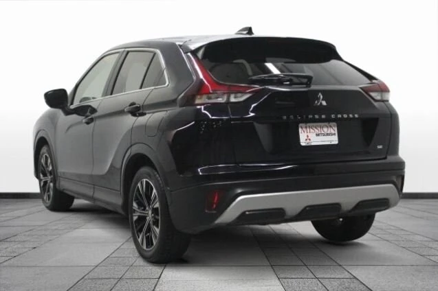2022 Mitsubishi Eclipse Cross - Image 4 of 19