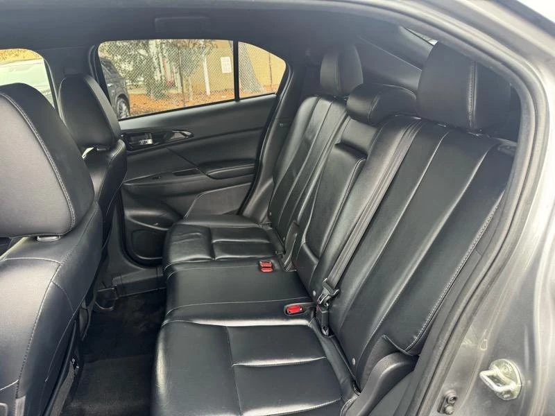 2022 Mitsubishi Eclipse Cross - Image 8 of 19