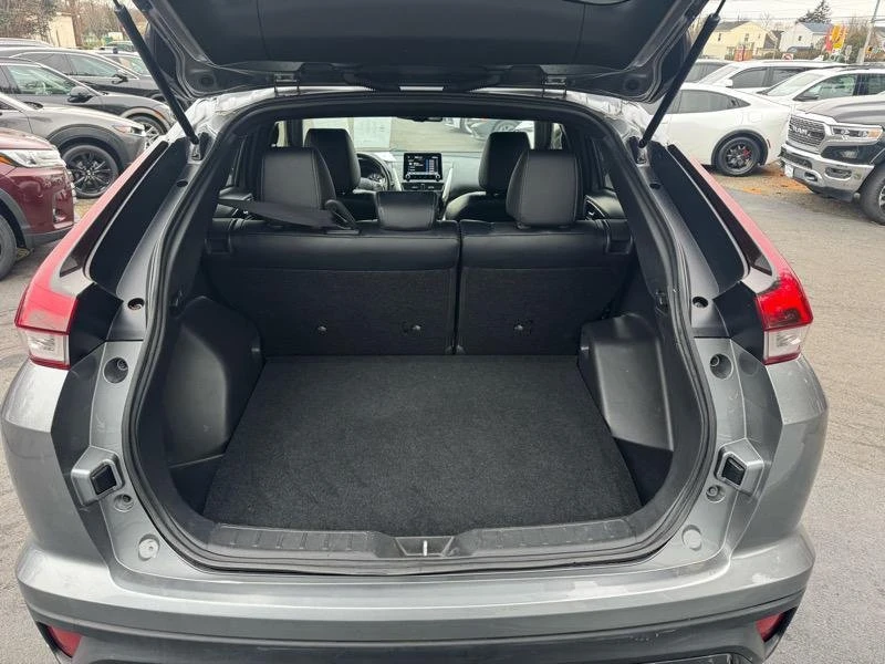 2022 Mitsubishi Eclipse Cross - Image 6 of 19