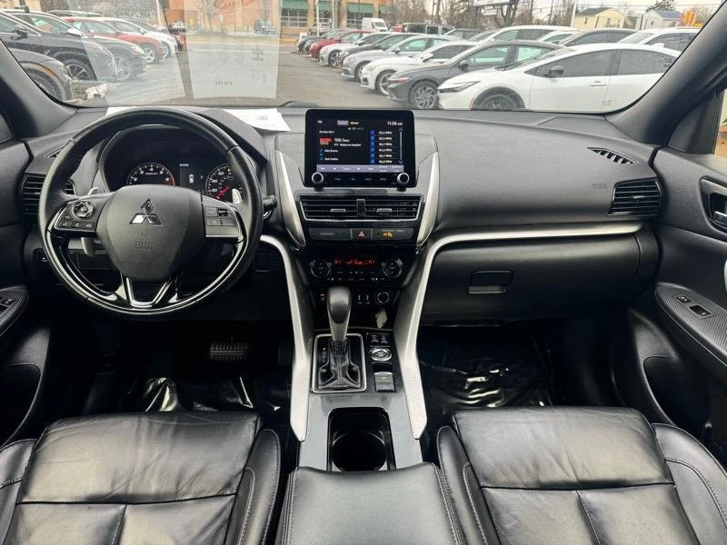 2022 Mitsubishi Eclipse Cross - Image 9 of 19