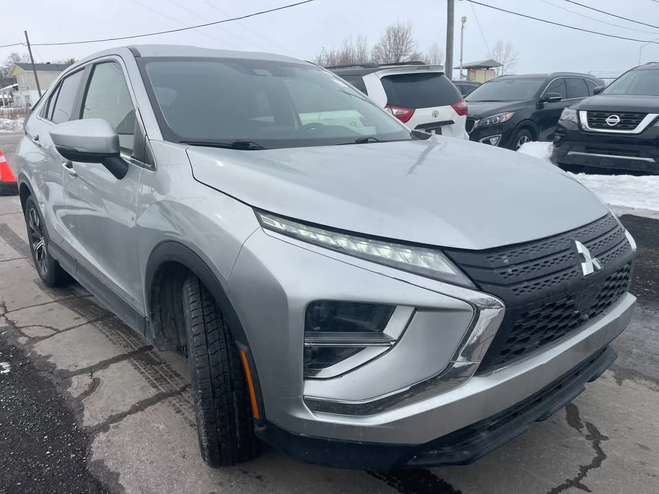 2022 Mitsubishi Eclipse Cross - Image 2 of 13