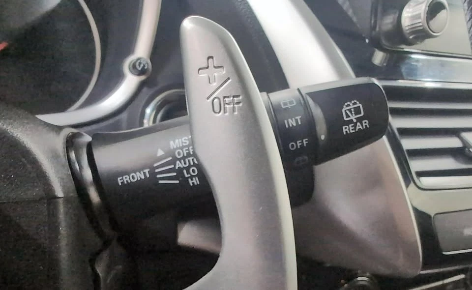 2022 Mitsubishi Eclipse Cross - Image 11 of 20