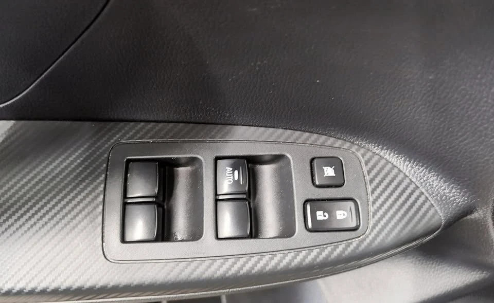 2022 Mitsubishi Eclipse Cross - Image 6 of 20