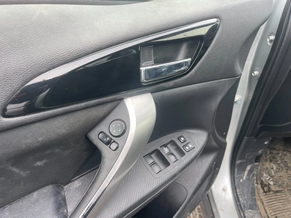 2022 Mitsubishi Eclipse Cross - Image 6 of 13