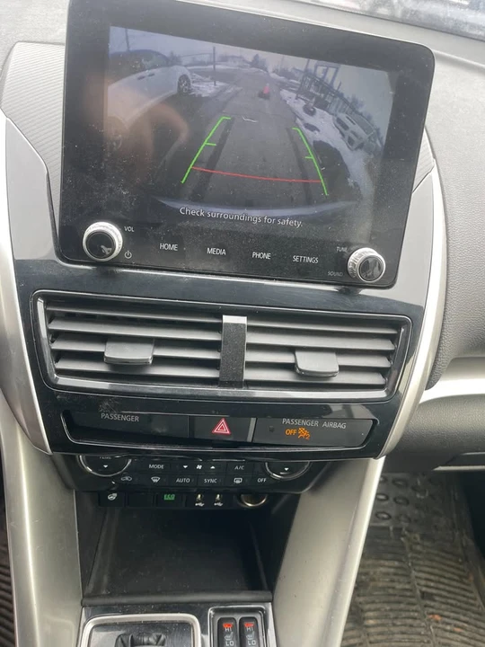 2022 Mitsubishi Eclipse Cross - Image 9 of 13