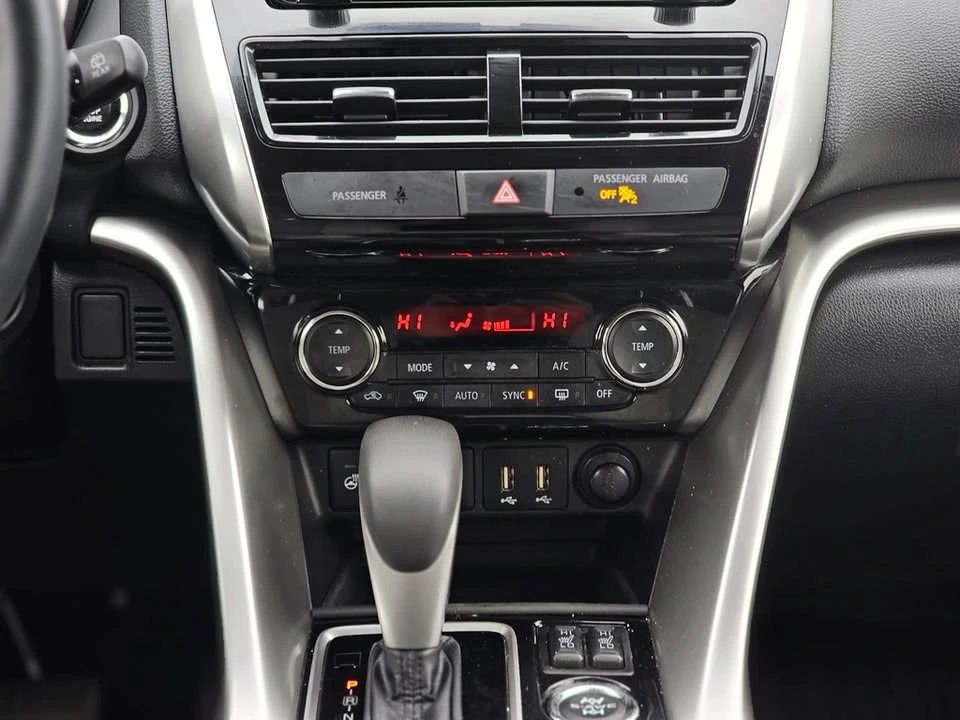 2022 Mitsubishi Eclipse Cross - Image 19 of 20