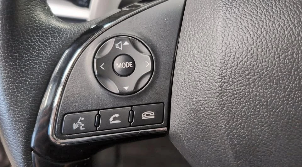 2022 Mitsubishi Eclipse Cross - Image 13 of 20