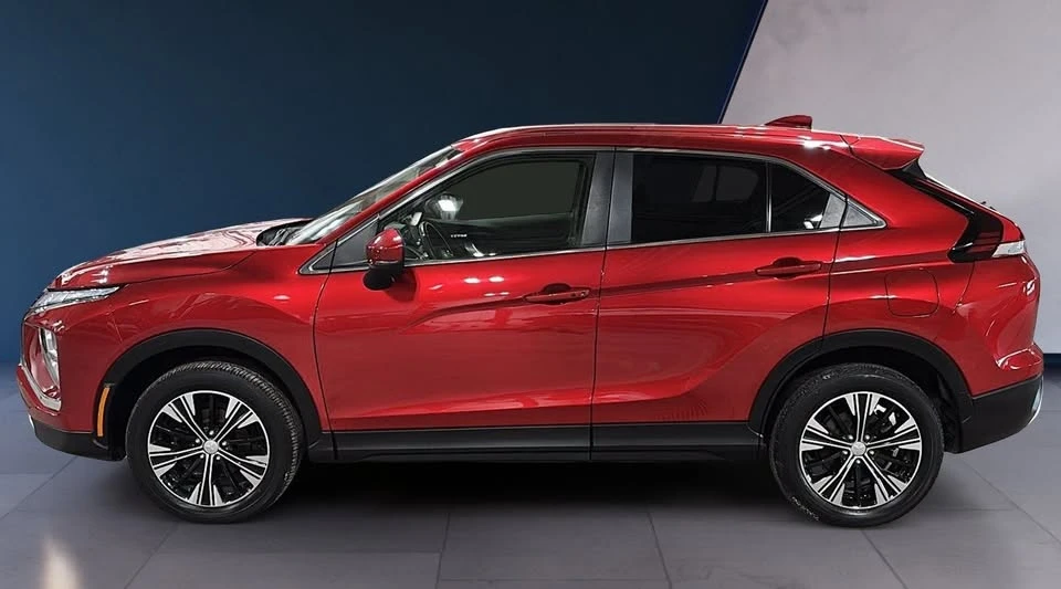 2022 Mitsubishi Eclipse Cross - Image 2 of 20