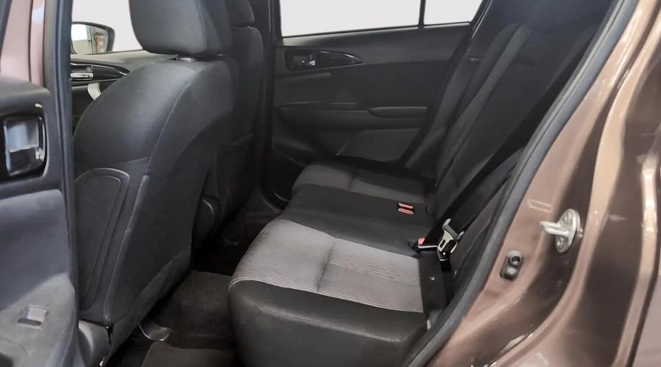 2022 Mitsubishi Eclipse Cross - Image 18 of 20
