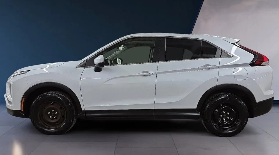 2022 Mitsubishi Eclipse Cross - Image 3 of 19