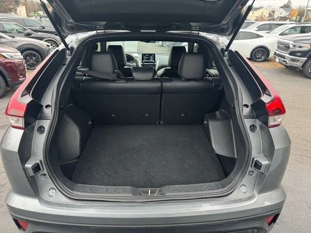2022 Mitsubishi Eclipse Cross - Image 7 of 19